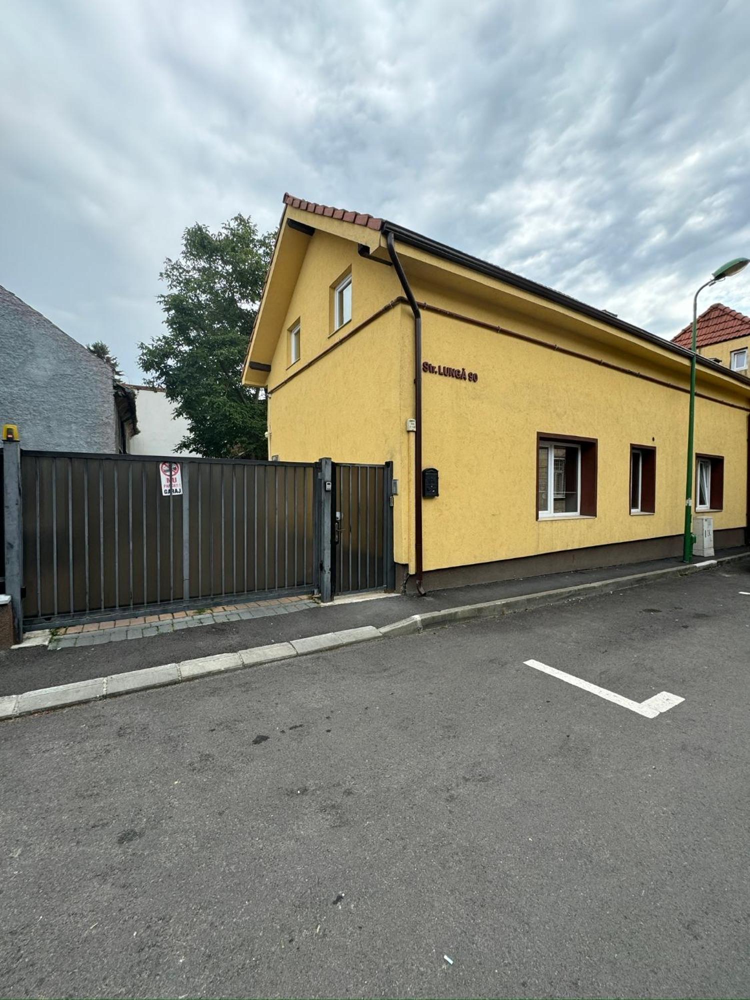 Apartamente De Inchiriat Lucky House Брашов Екстериор снимка