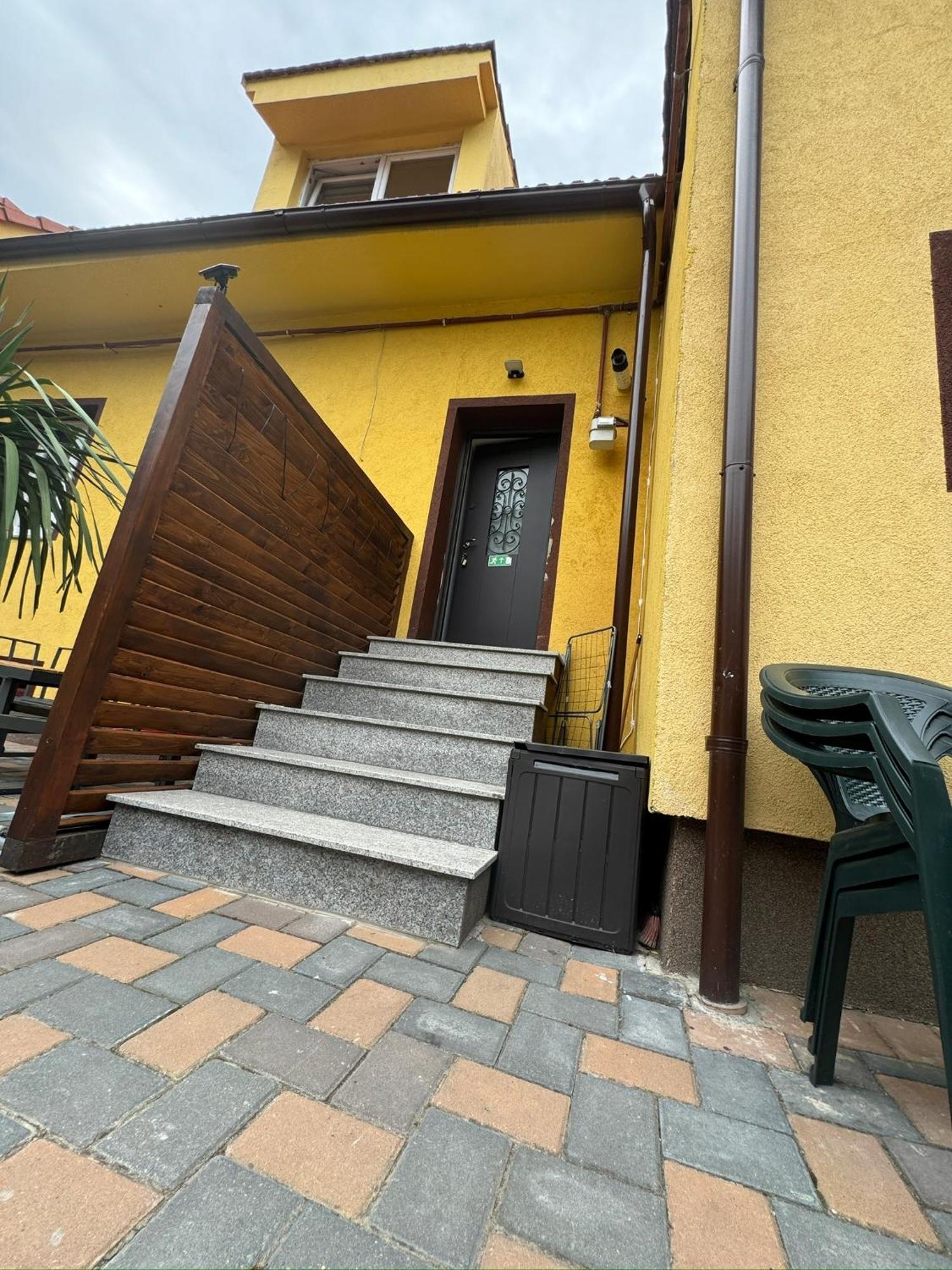 Apartamente De Inchiriat Lucky House Брашов Екстериор снимка