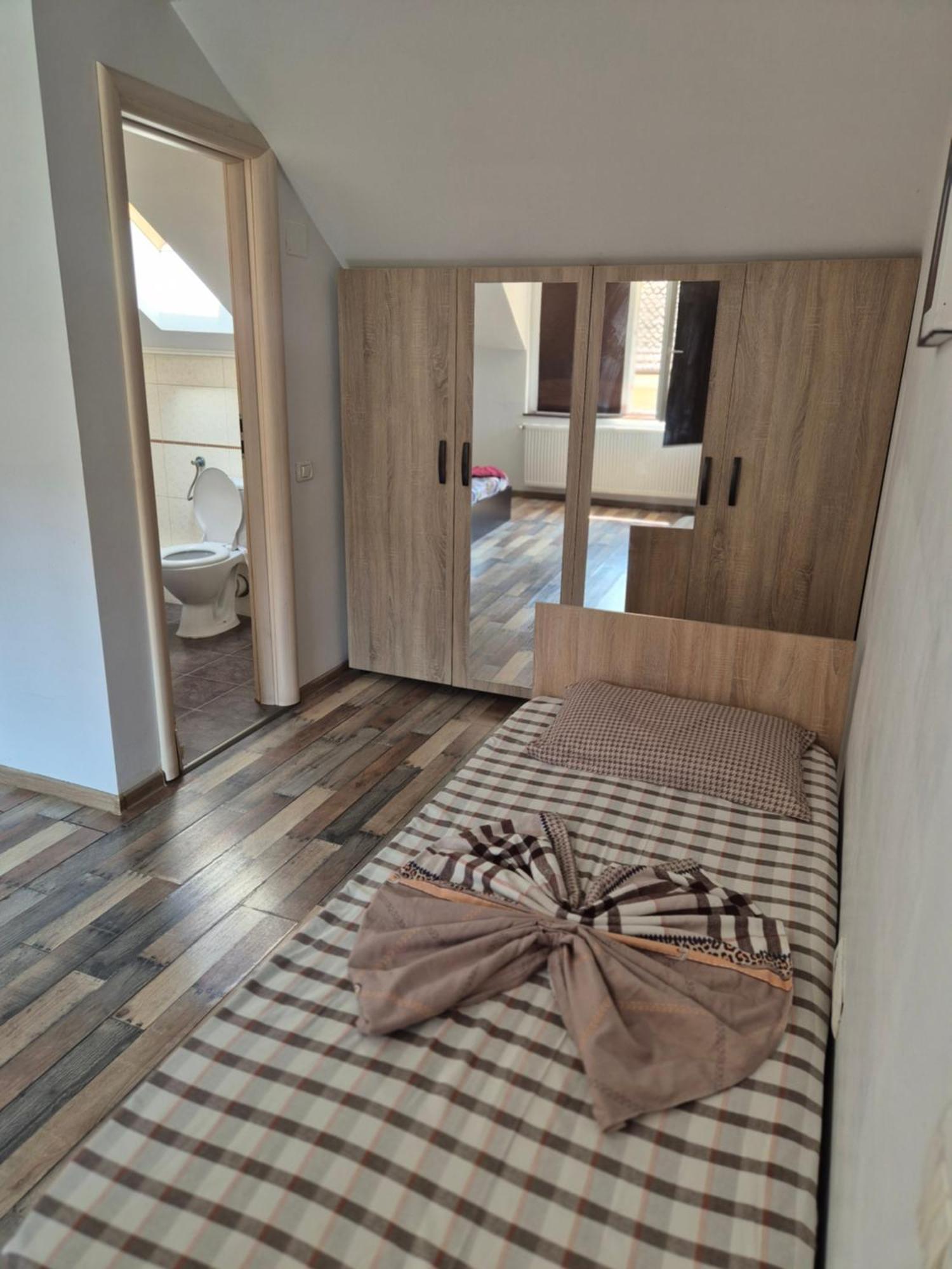 Apartamente De Inchiriat Lucky House Брашов Екстериор снимка